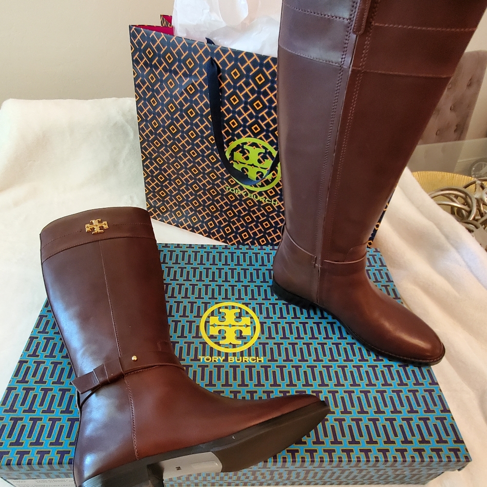 ⭐️SALE⭐️ NEW WITH TAG! TORY BURCH Everly Riding Boots Calf Leather Dark Almond - Picture 3 of 13